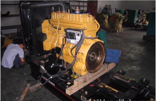 阜阳柴油发电机维修_COPY