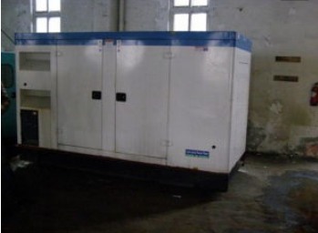 阜阳康明斯150kw大型柴油二手发电机组